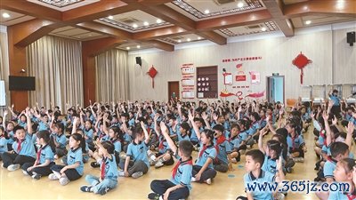 开云体育‘卖鱼桥’遇上‘金鱼’-开云(中国)kaiyun网页版登录入口